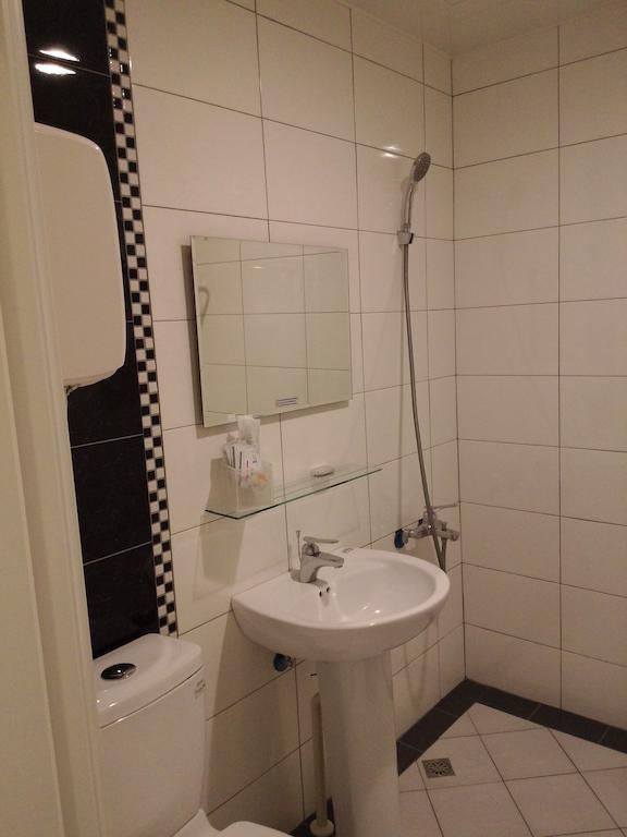 Tilon Hotel Pingtung Quarto foto